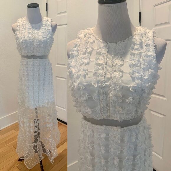 Lulus Dresses & Skirts - Lace mesh floral bridal lulus sheer wedding maxi dress gown rehearsal day